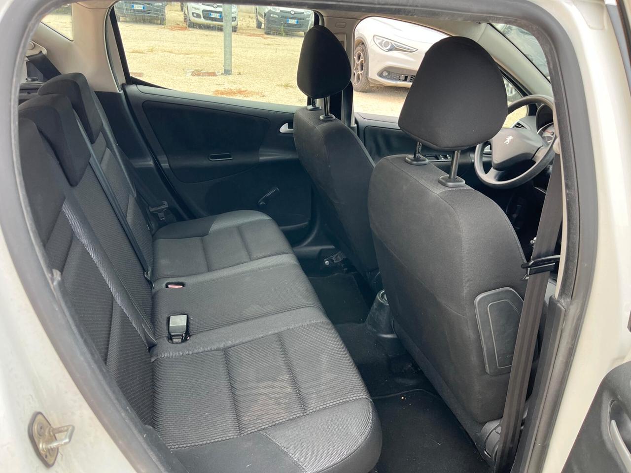 Peugeot 207 1.6 HDi 90CV FAP SW XS Ciel
