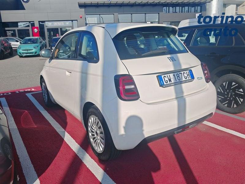 FIAT 500 Action Berlina