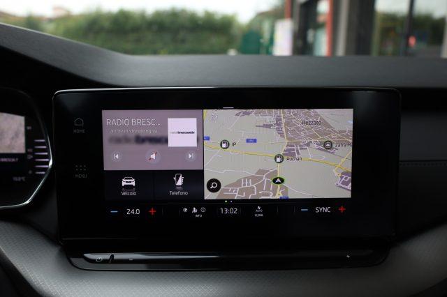 SKODA Octavia 2.0 TDI EVO SCR DSG Wagon UniPro ACC Radar LED Nav