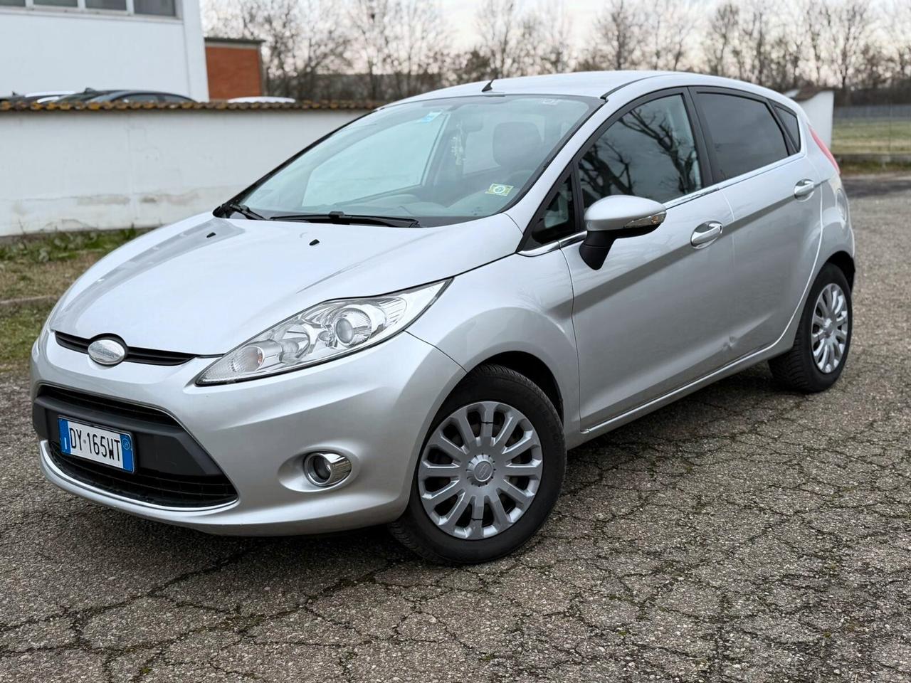 Ford Fiesta 1.4 5 porte GPL Titanium