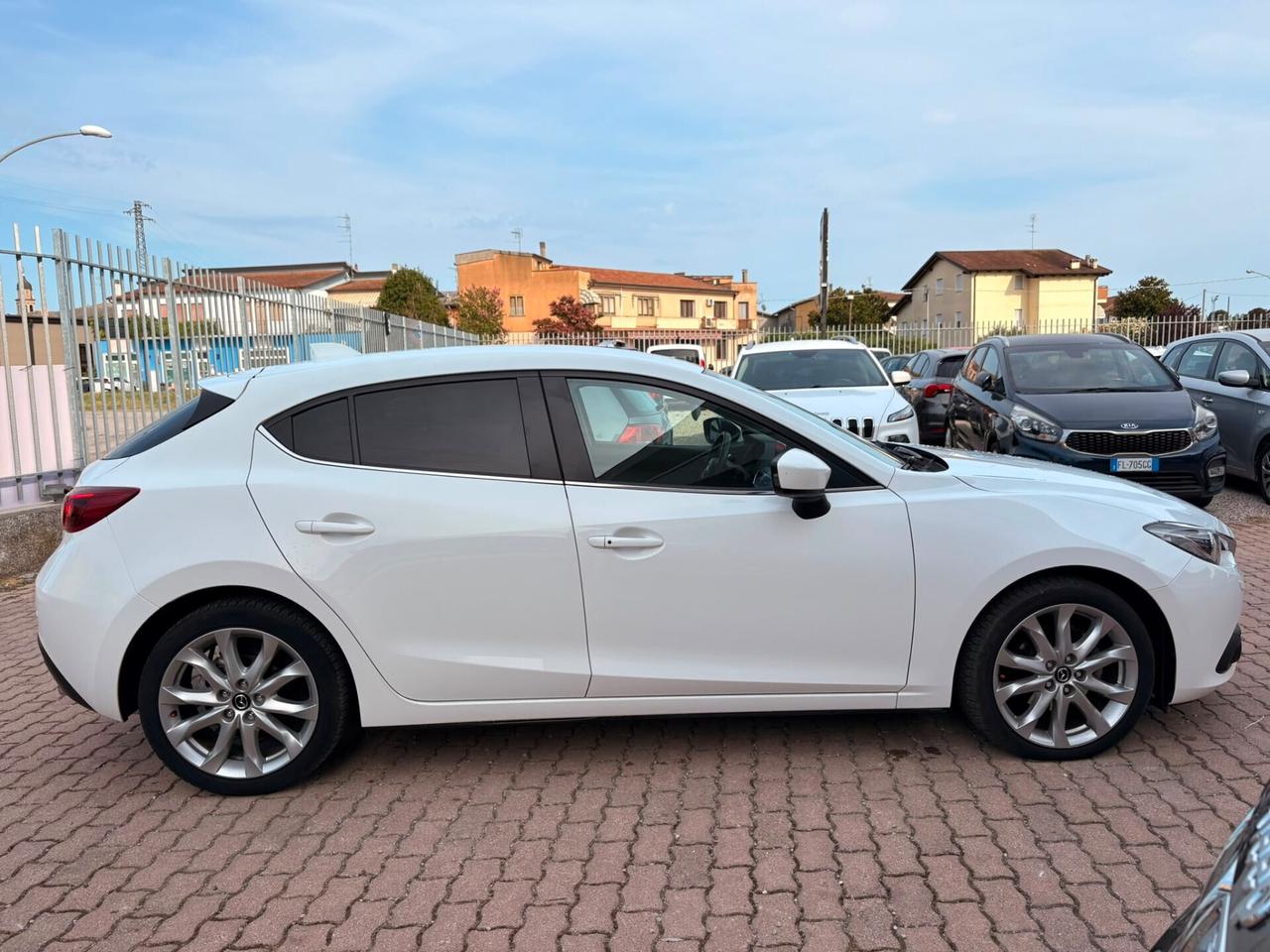 Mazda 3 Mazda3 2.2 Skyactiv-D Exceed