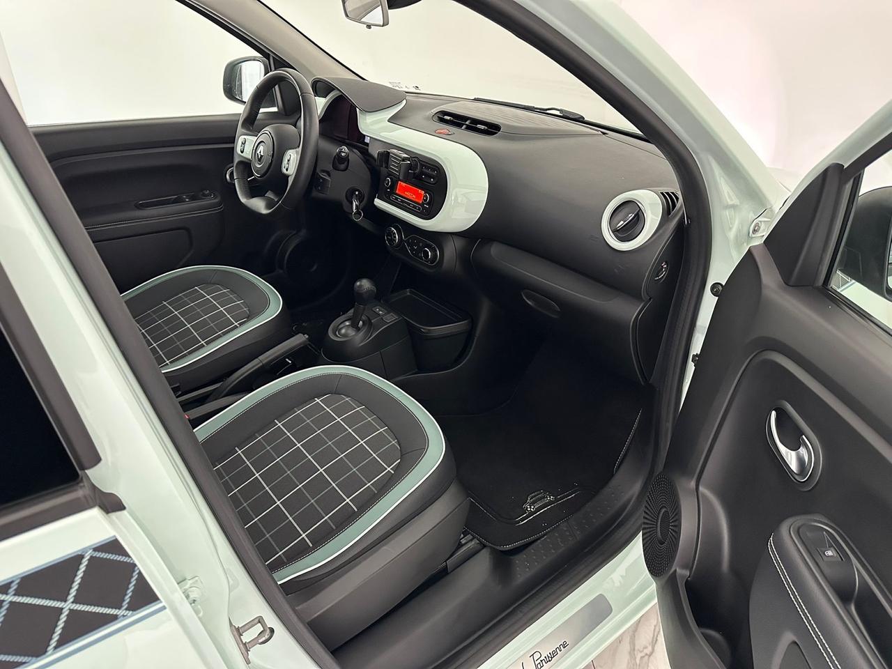 RENAULT TWINGO LA PARISIENNE 90 CV AUTOMATICA