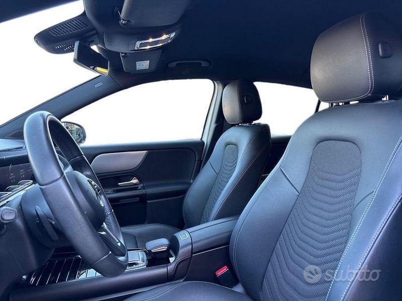 Mercedes-Benz GLA GLA-H247 2020 - 180 d Sport...