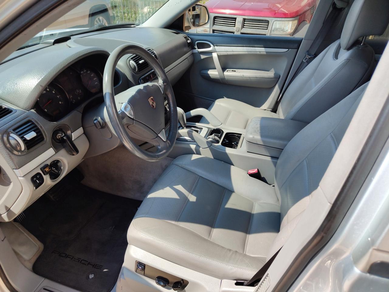 Porsche Cayenne 3.2 V6 cat