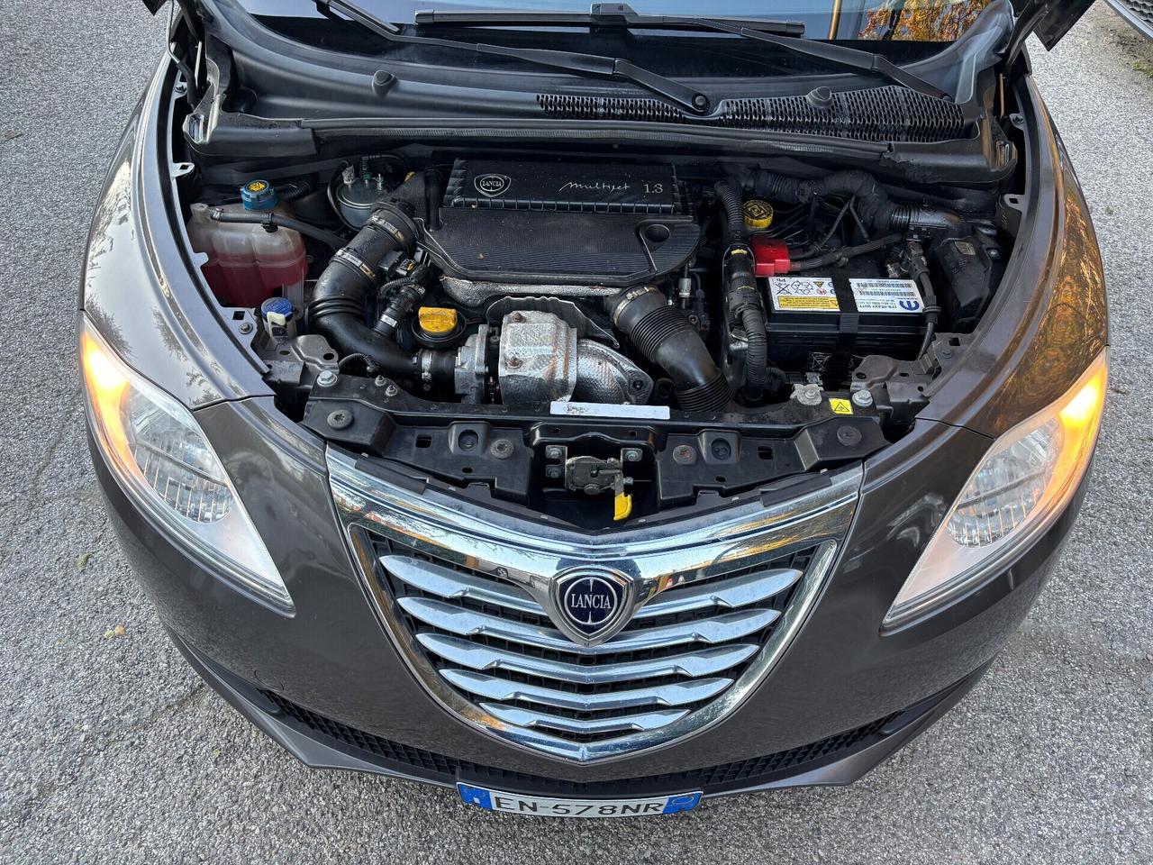 Lancia Ypsilon 1.3 MJT 5 porte OK Neopatentati