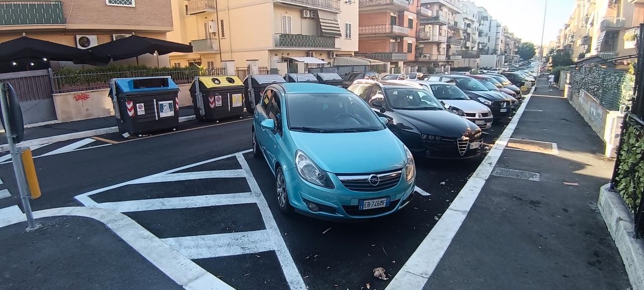 Opel Corsa 1.2 3 porte Club