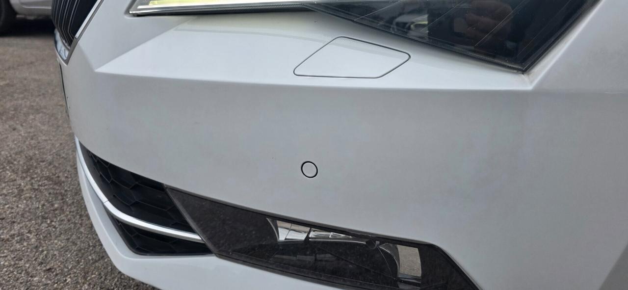 Skoda Superb 1.6 TDI DSG Wagon Ambition