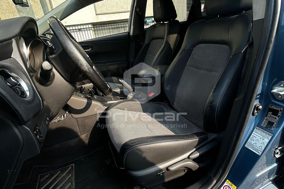 TOYOTA Auris 1.8 Hybrid Lounge