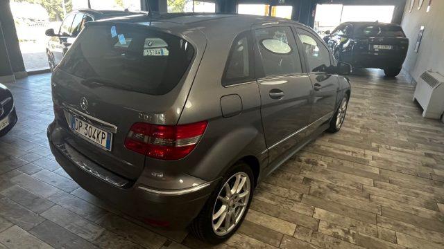 MERCEDES-BENZ B 180 CDI Sport