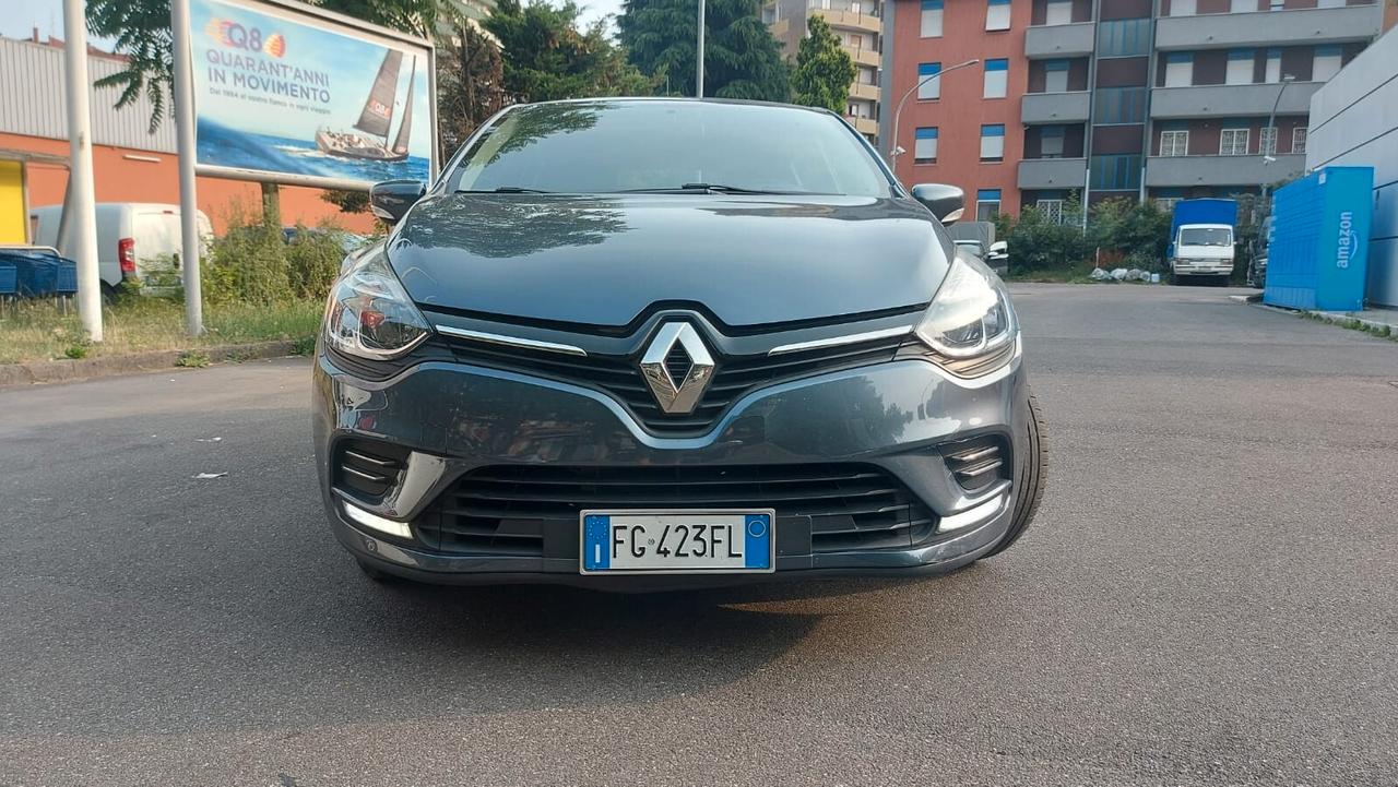 Renault Clio - NEOPATENTATI
