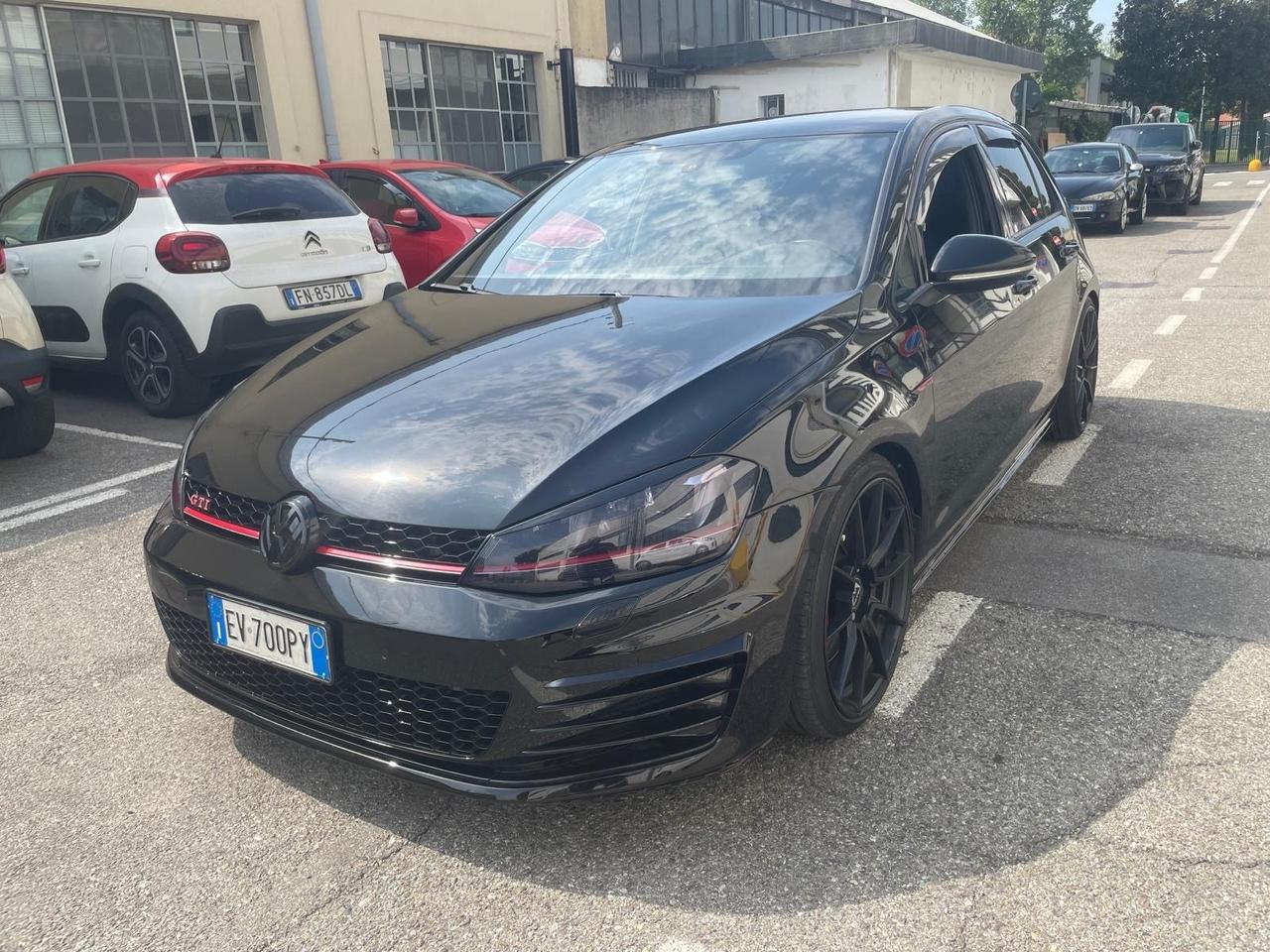 Volkswagen Golf GTI Performance 2.0 TSI DSG 5p. BlueMotion Technology