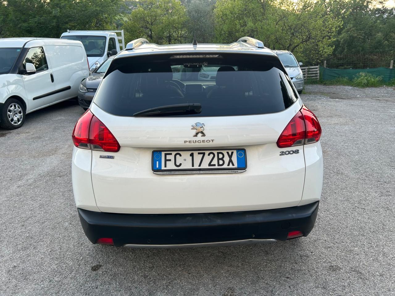 Peugeot 2008 BlueHDi 120 S&S Black Matt