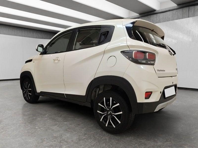 Mahindra KUV100 1.2 K8