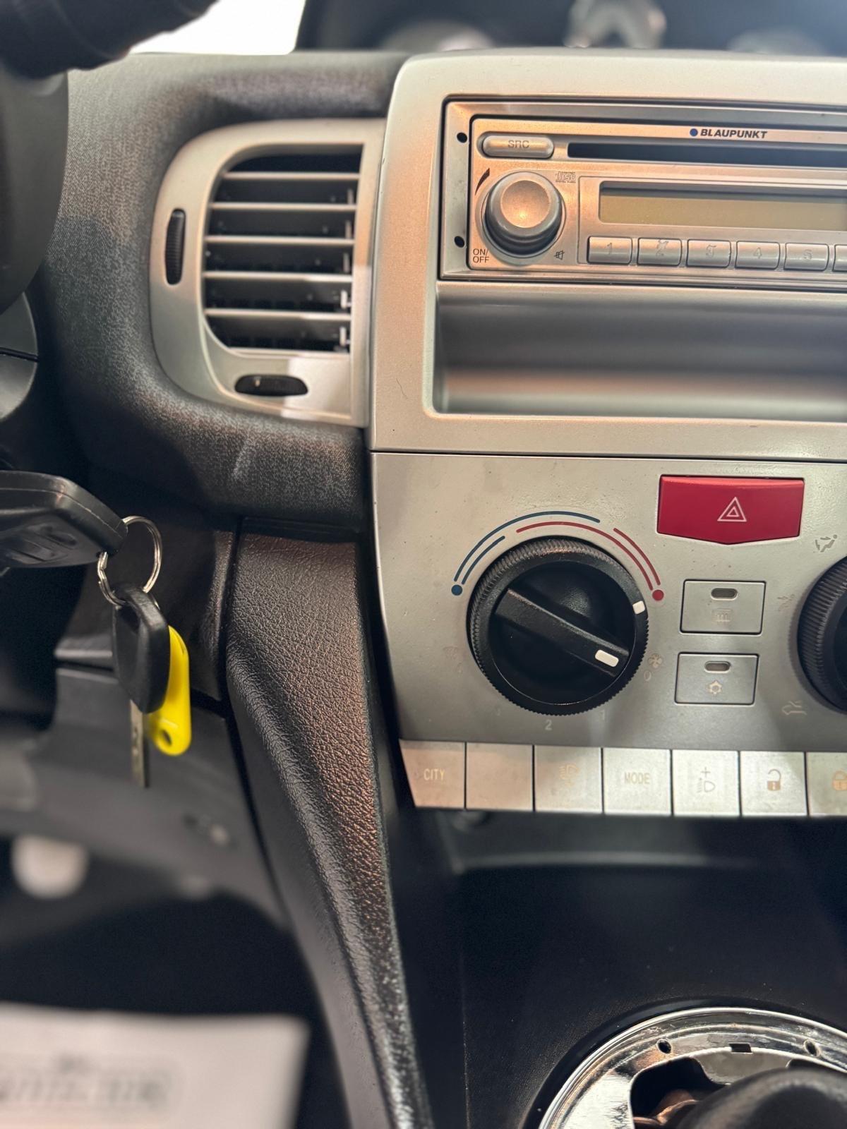 Lancia Ypsilon 1.2 Argento