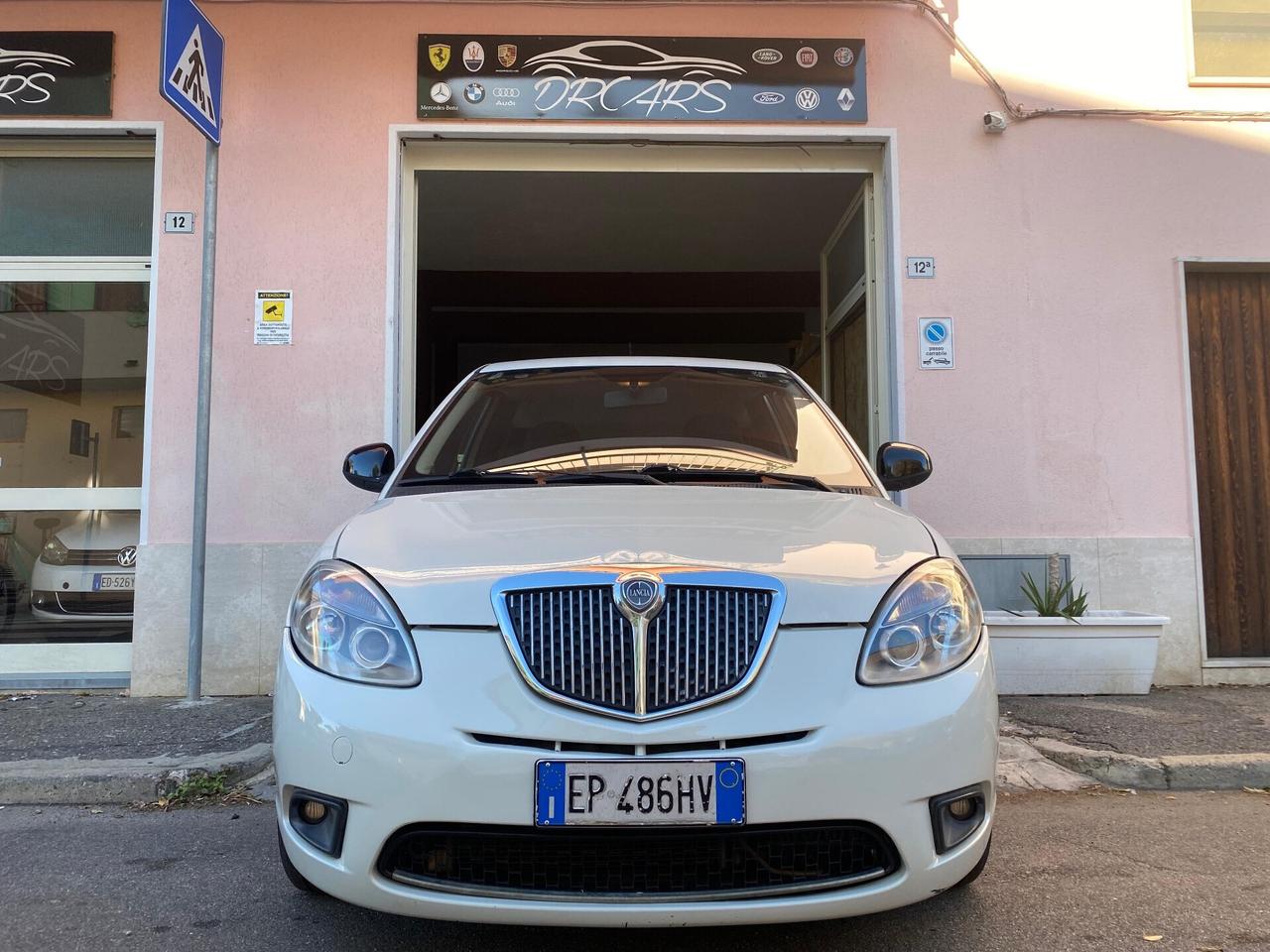 Lancia Ypsilon 1.3 MJT 16V 95 CV 5 porte S&S Silver