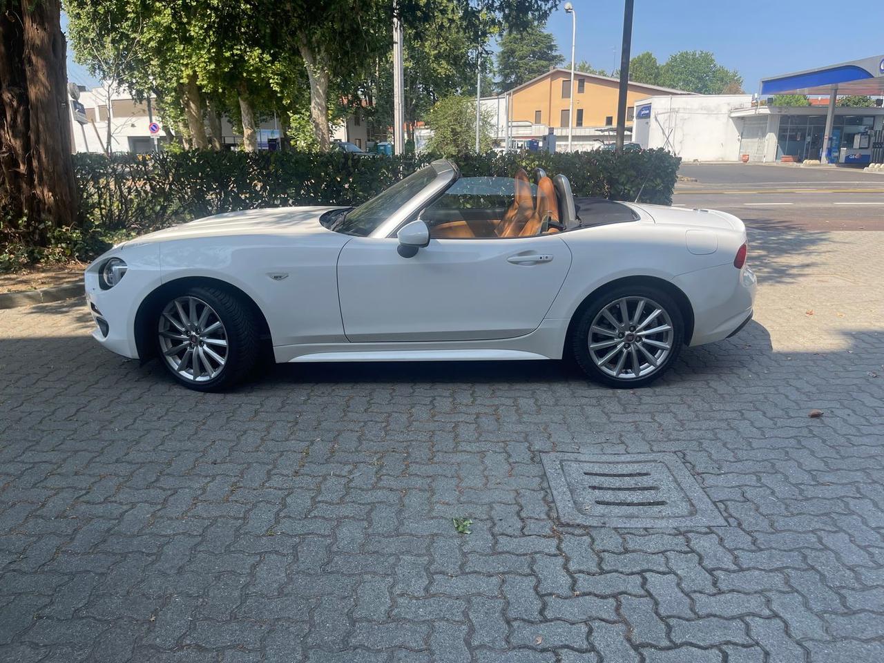 Fiat 124 Spider Lusso 1.4 Multiair Turbo #6089