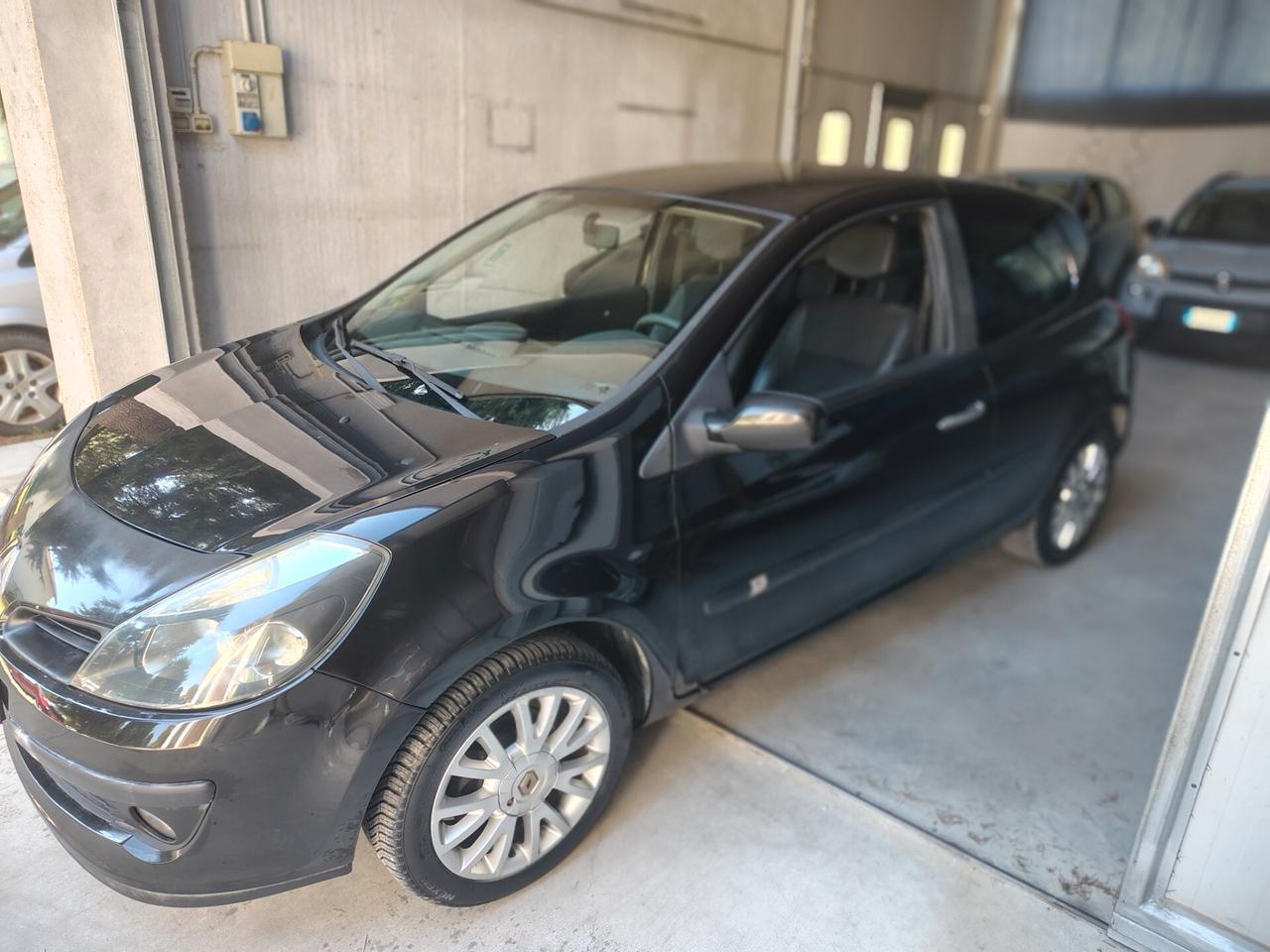 Renault Clio 1.2 16V 3 porte Le Iene
