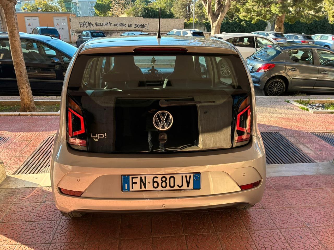 Volkswagen Up 1.0 5p perfetta garantita.18