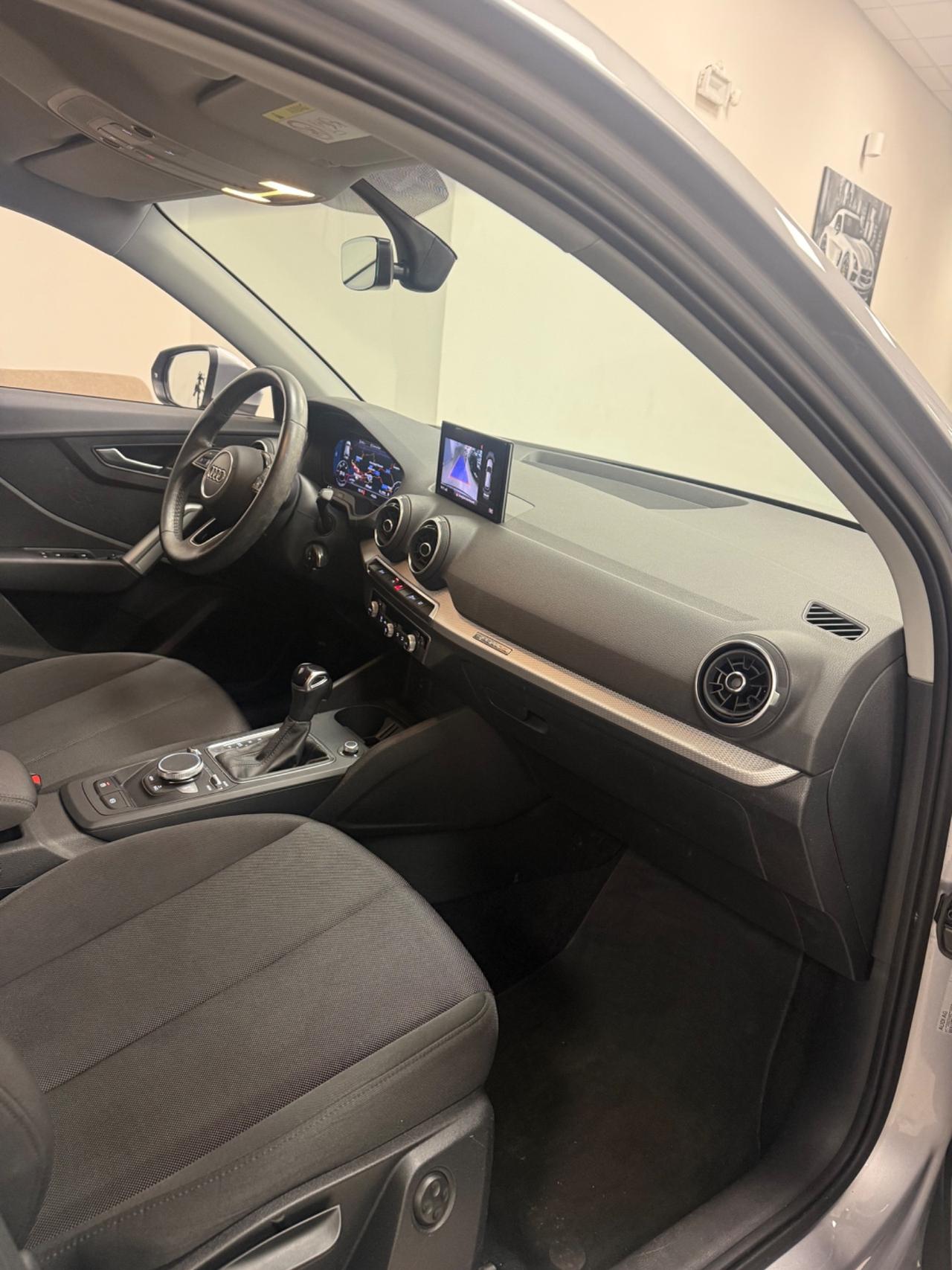 Audi Q2 35 TDI S tronic Business Advanced