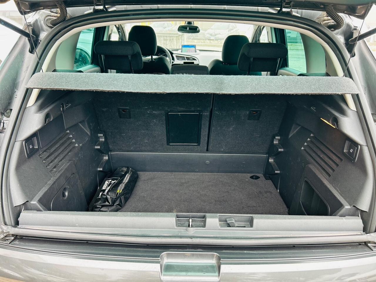 Peugeot 3008 BlueHDi 120 SeS Crossway