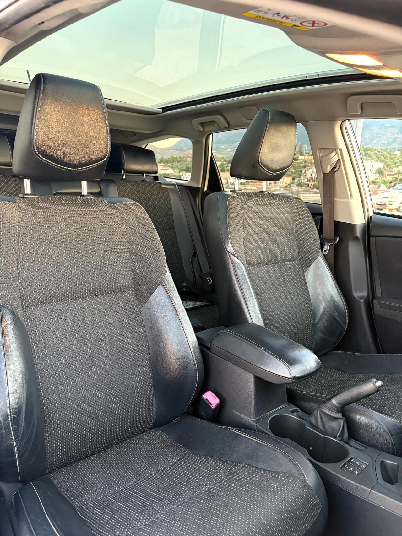 Toyota Auris 1.8 Hybrid batterie garantite