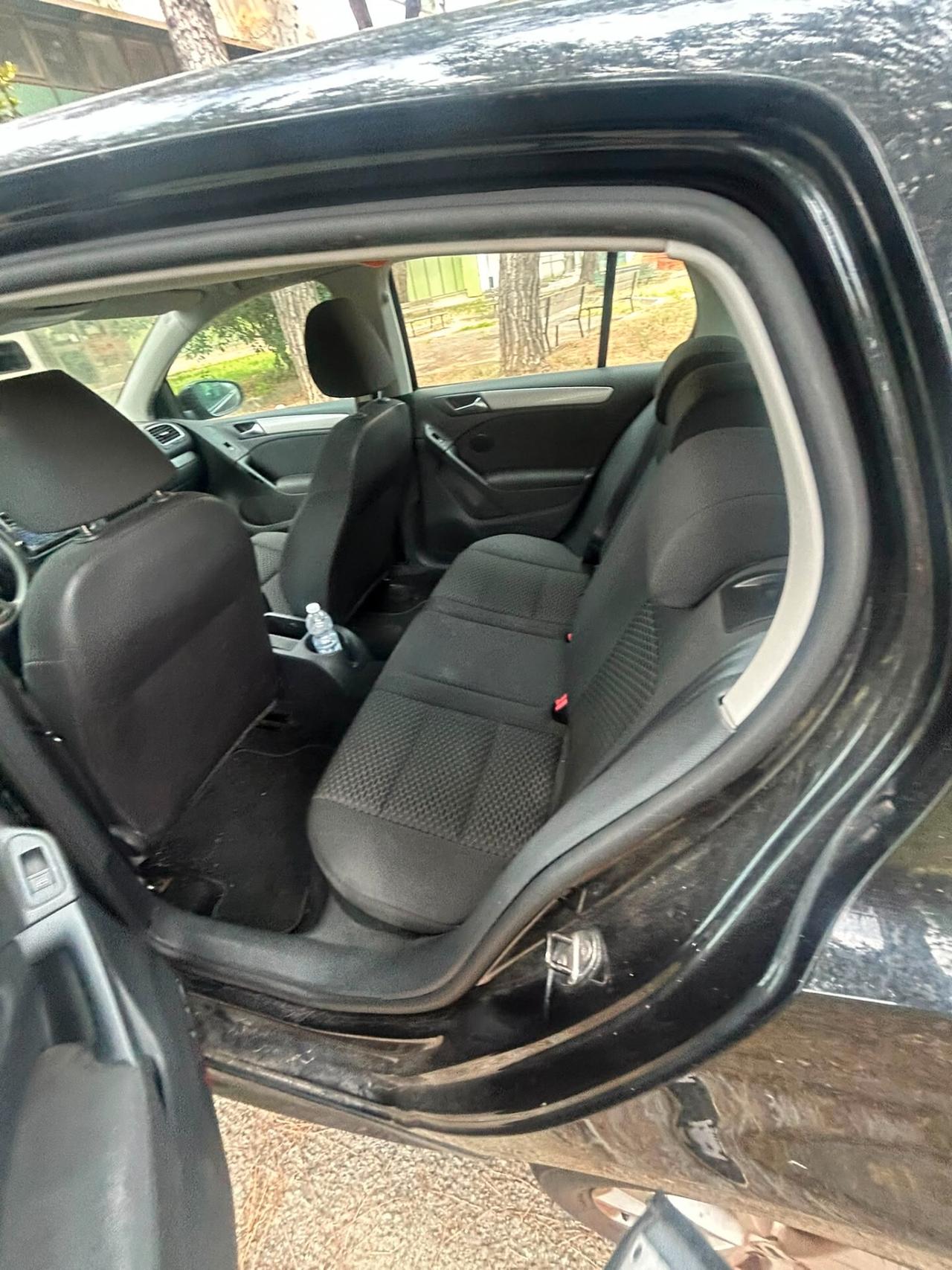 Volkswagen Golf 1.6 TDI DPF 5p. Highline