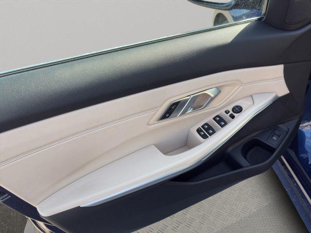 BMW 320 d Touring Luxury 190cv auto
