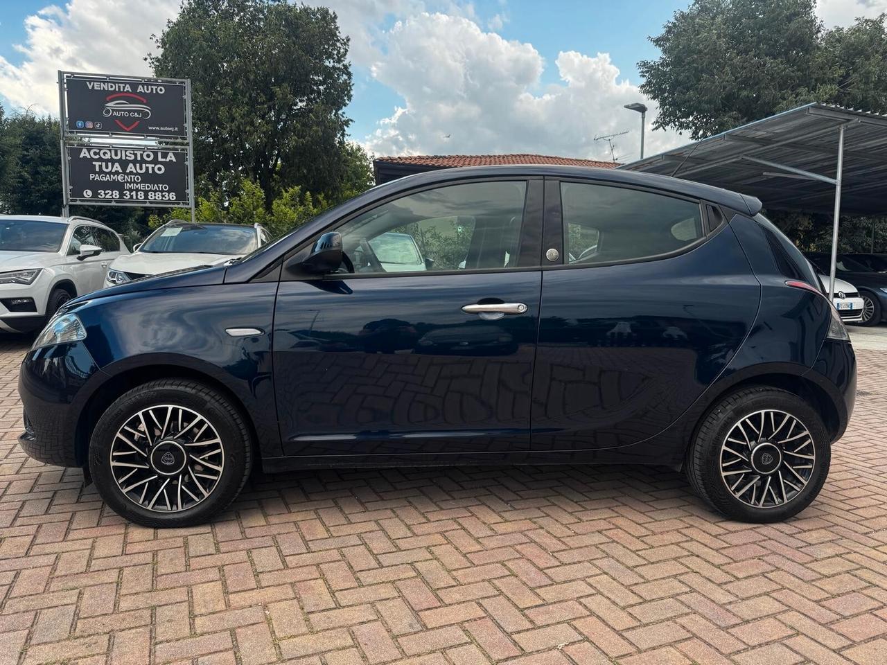 Lancia Ypsilon 1.2 69 CV 5 porte GPL Ecochic Gold