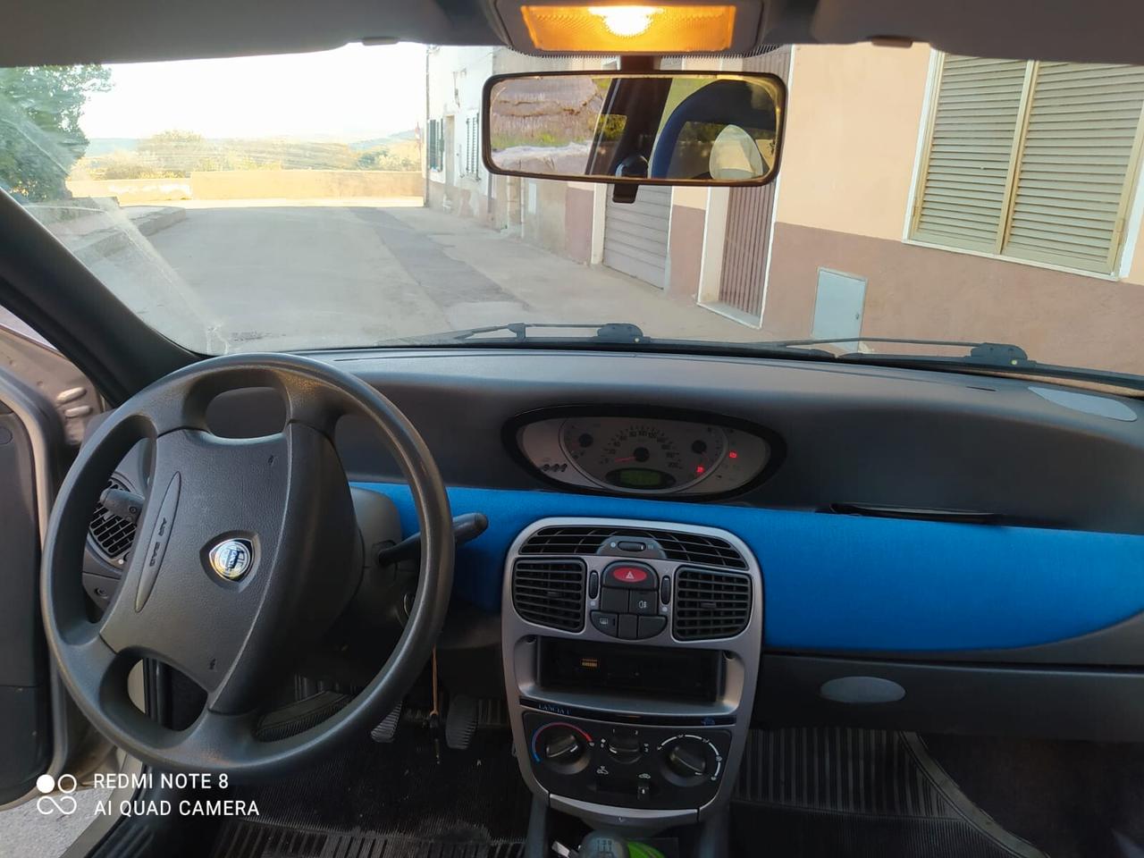 Lancia Y 1.2i 16V cat LS