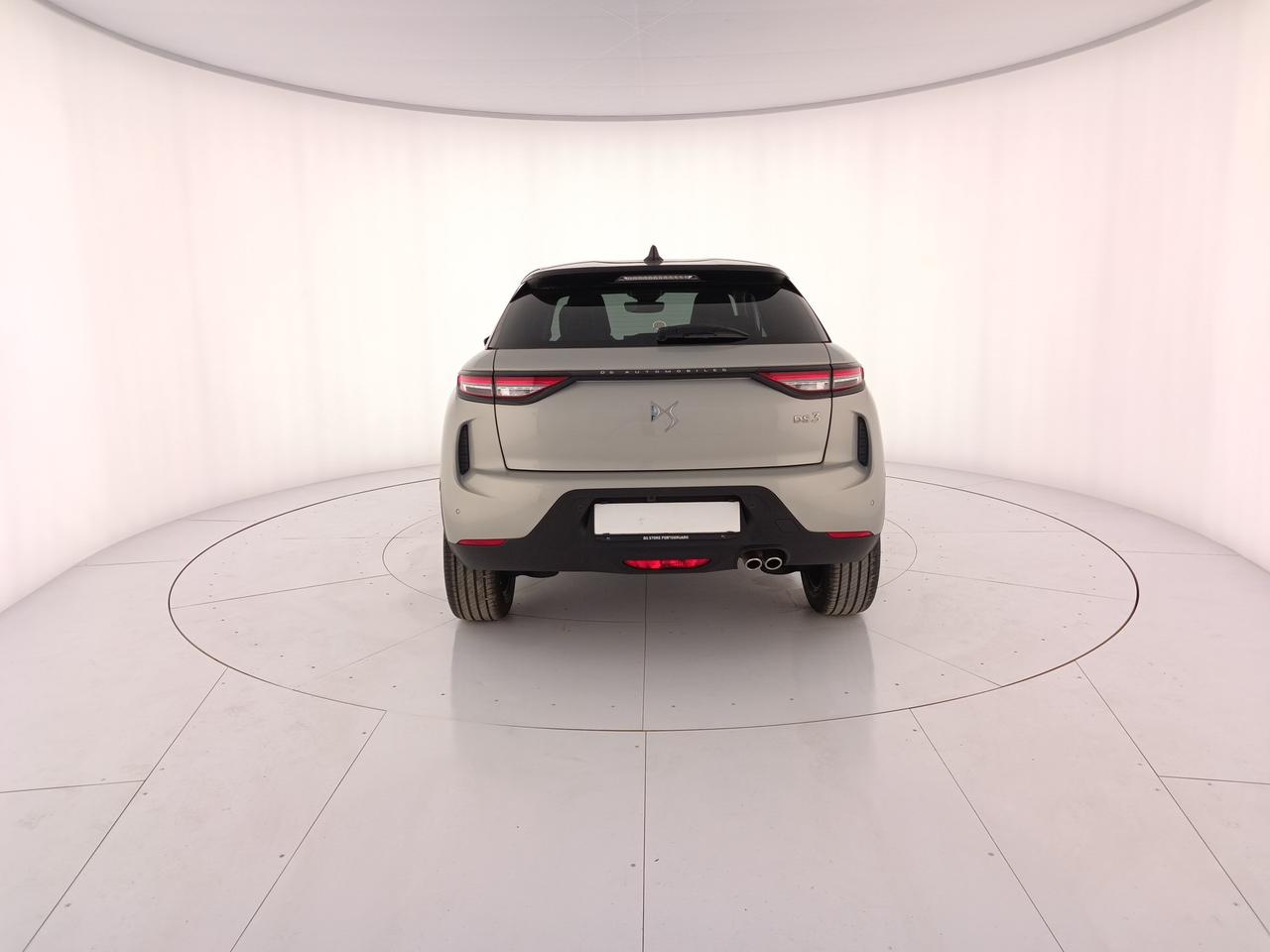 DS DS 3 Esprit de Voyage Puretech 130 cv automatico