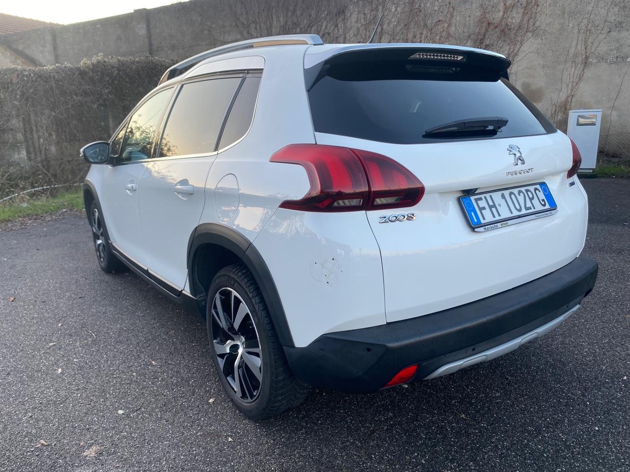 Peugeot 2008 PureTech Turbo 110 S&S Allure