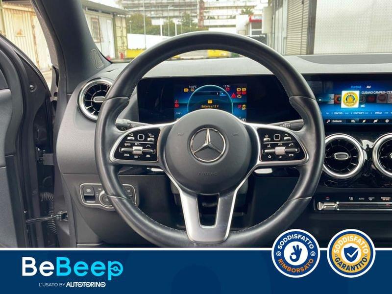 Mercedes-Benz GLA 200 D SPORT AUTO