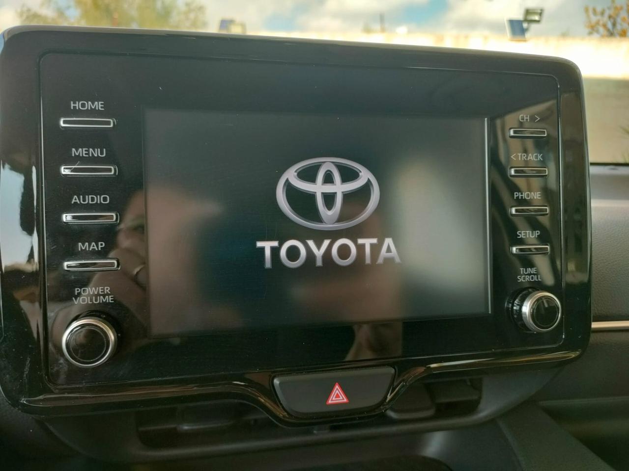 Toyota Yaris 1.5 Hybrid 5 porte Active