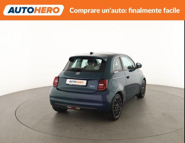 FIAT 500e Berlina 42 kWh La Prima