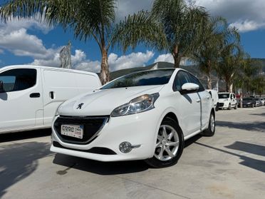 PEUGEOT 208 ANNO 2013 1.2 BENZINA 82 CV