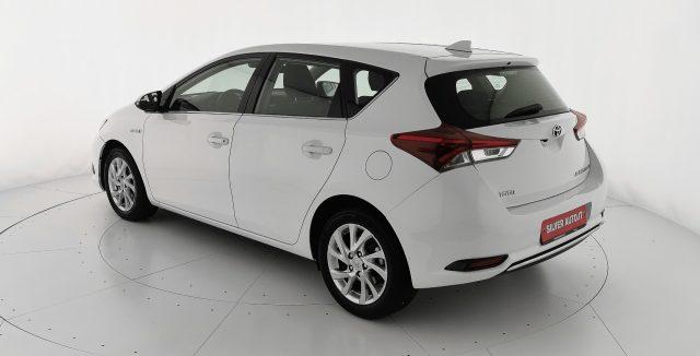 TOYOTA Auris 1.8 Hybrid Business