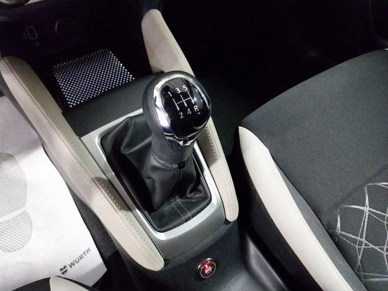 Nissan Micra 5 Porte 0.9 IG-T Max Premium Pack 5 Porte 0.9 IG-T Max premium GPL
