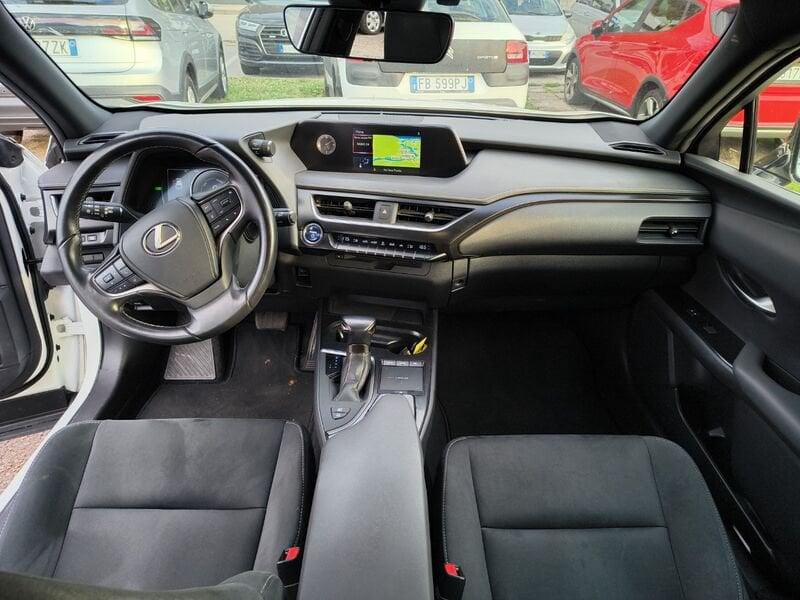 Lexus UX 250 H Hybrid 2 wd
