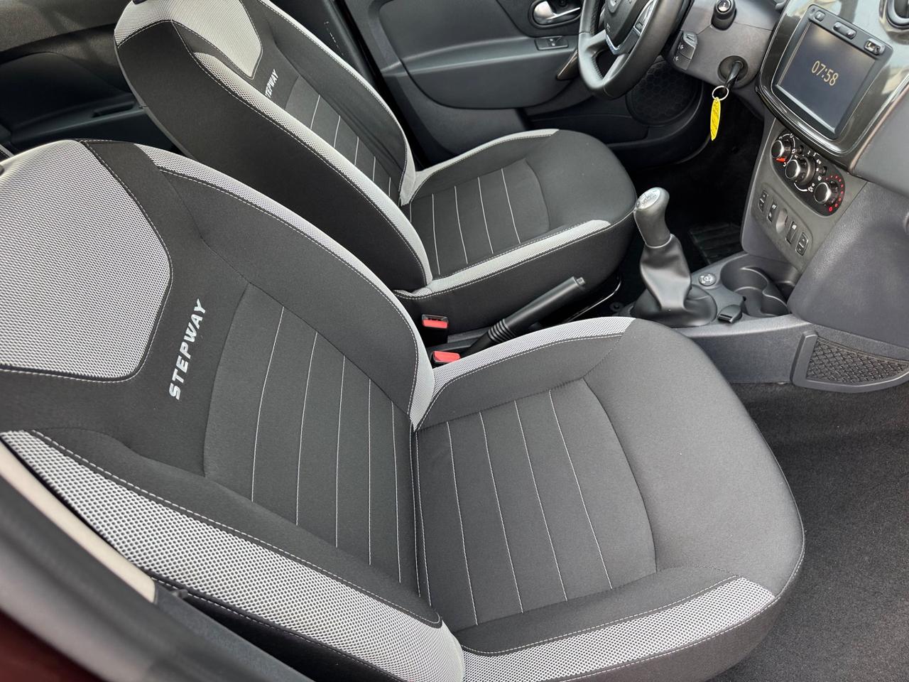 Dacia Sandero Stepway 0.9 TCe 12V TurboGPL neopatentati