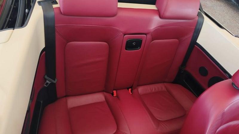 Volkswagen New Beetle New Beetle Cabrio 1.6 limited Red Edition