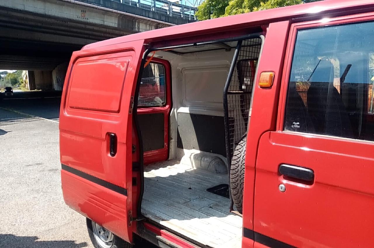 BEDFORD RASCAL 970 FURGONE