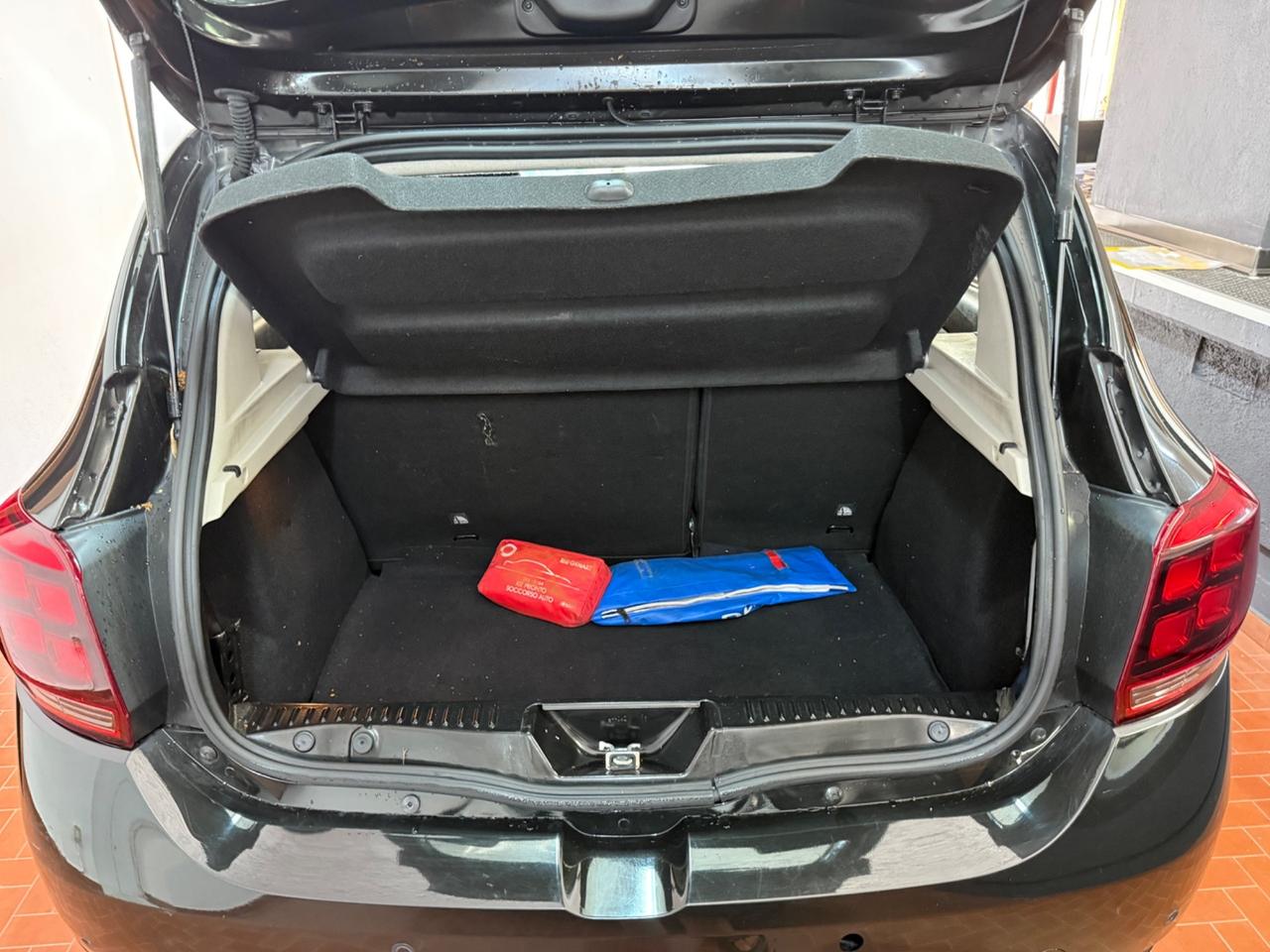 Dacia Sandero Stepway 1.5 Blue dCi 95 CV Comfort