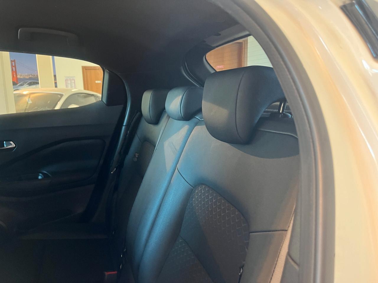 Nissan Juke 1.0 DIG-T 114 CV N-Connecta