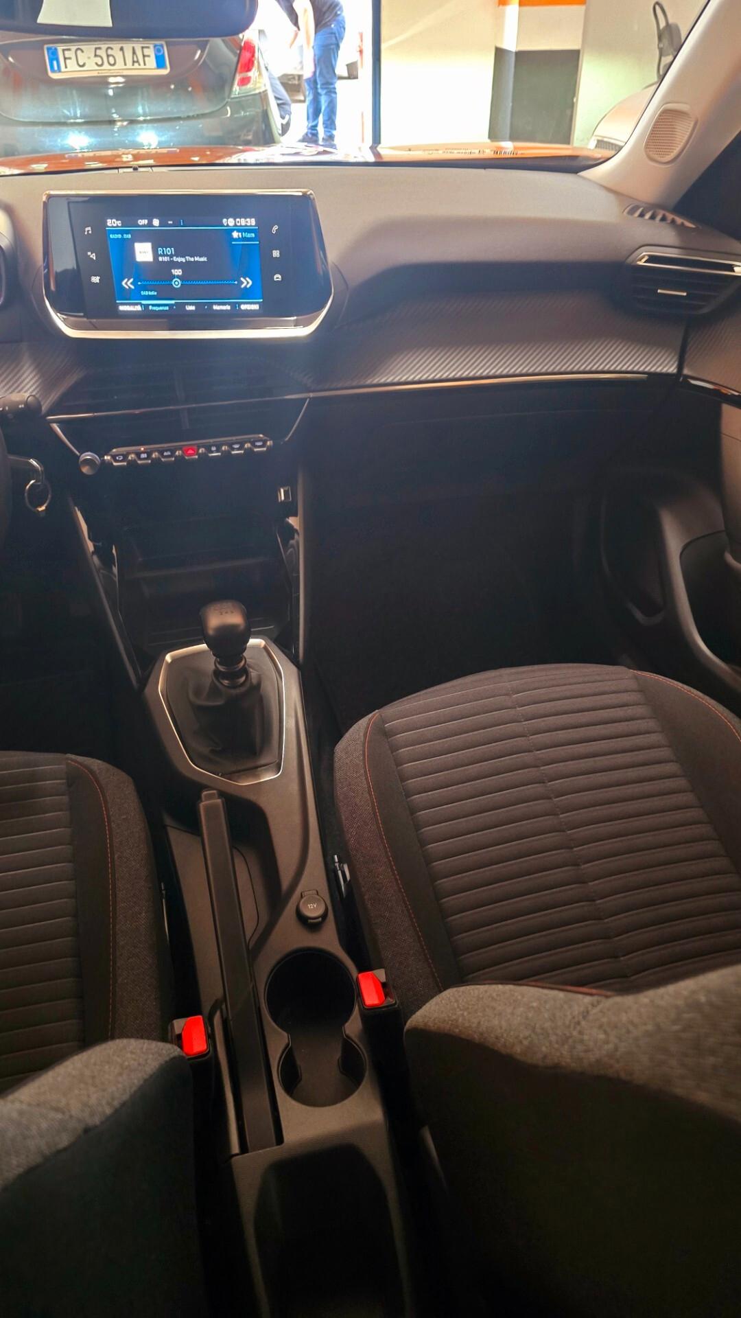 PEUGEOT 2008 PURETECH S&S 130CV CON SOLI 17MILA KM CAMBIO MANUALE