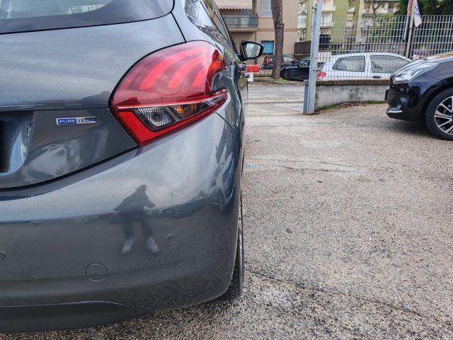 PEUGEOT 208 PureTech 82 5 porte Allure