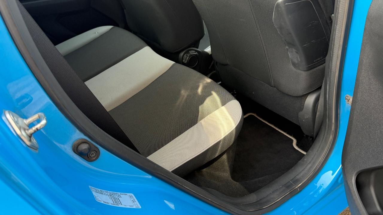 Toyota Aygo 1.0 VVT-i 69 CV 5 porte x-cite TSS