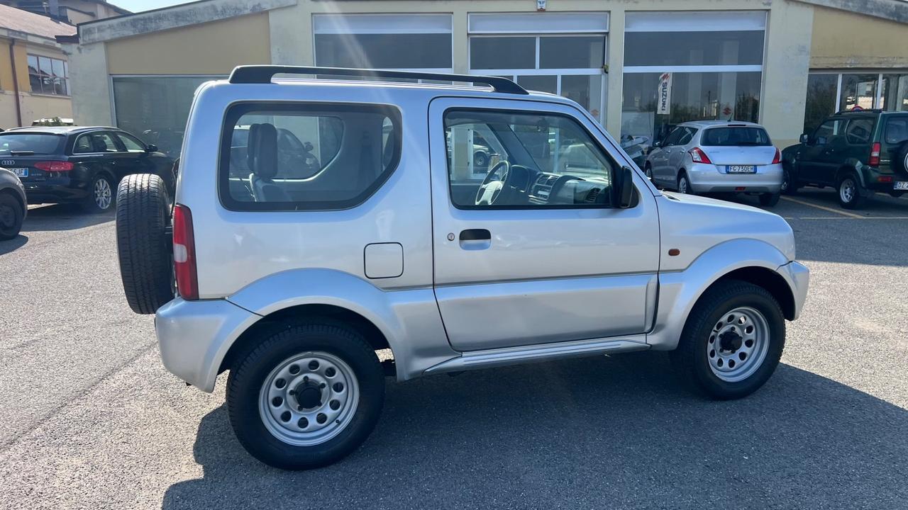 Suzuki Jimny 1.3i 16V cat 4WD JLX