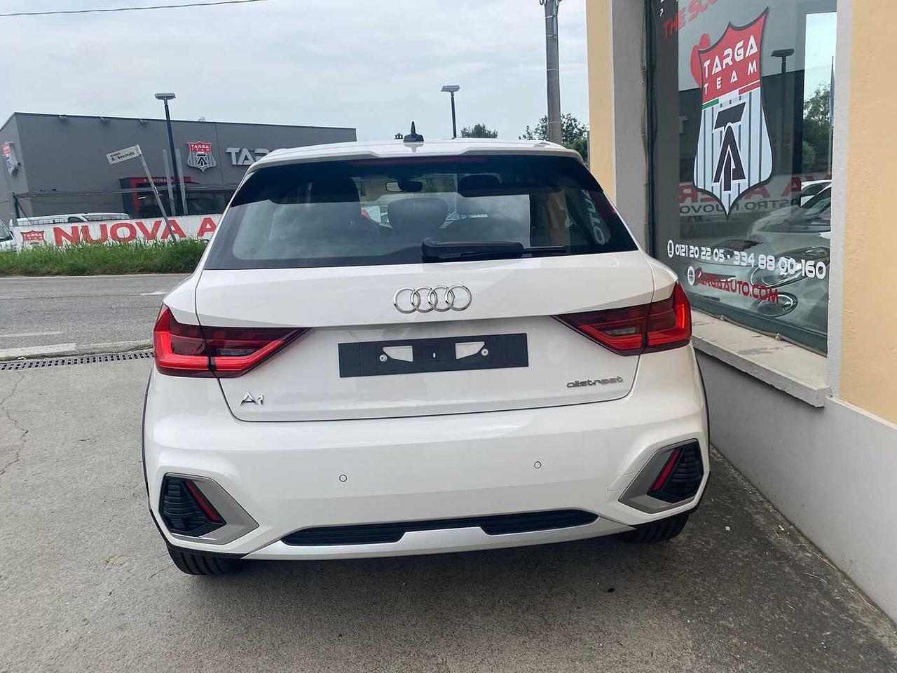 Audi A1 allstreet 25 TFSI Business