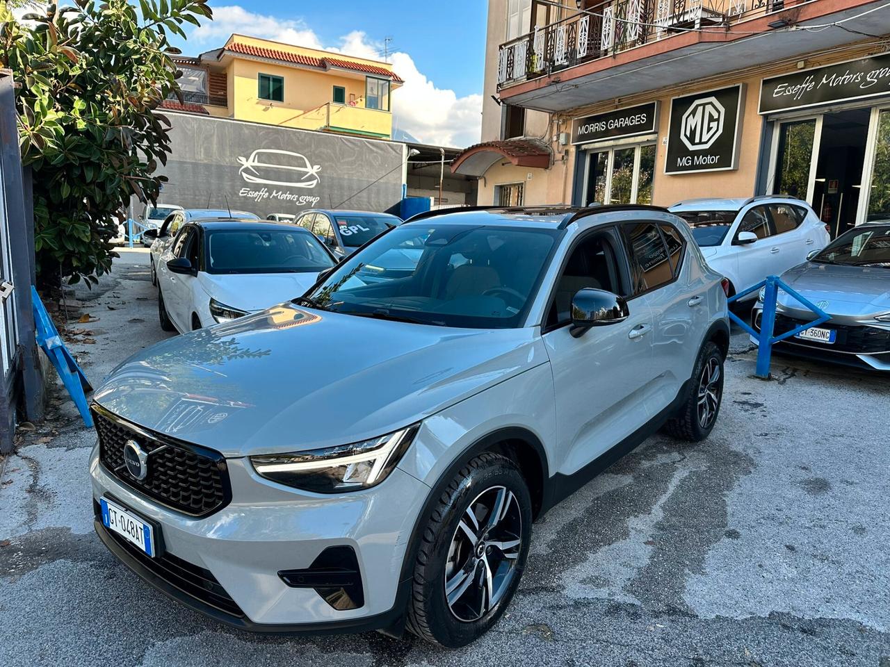 Volvo XC40 B3 automatico Plus Dark