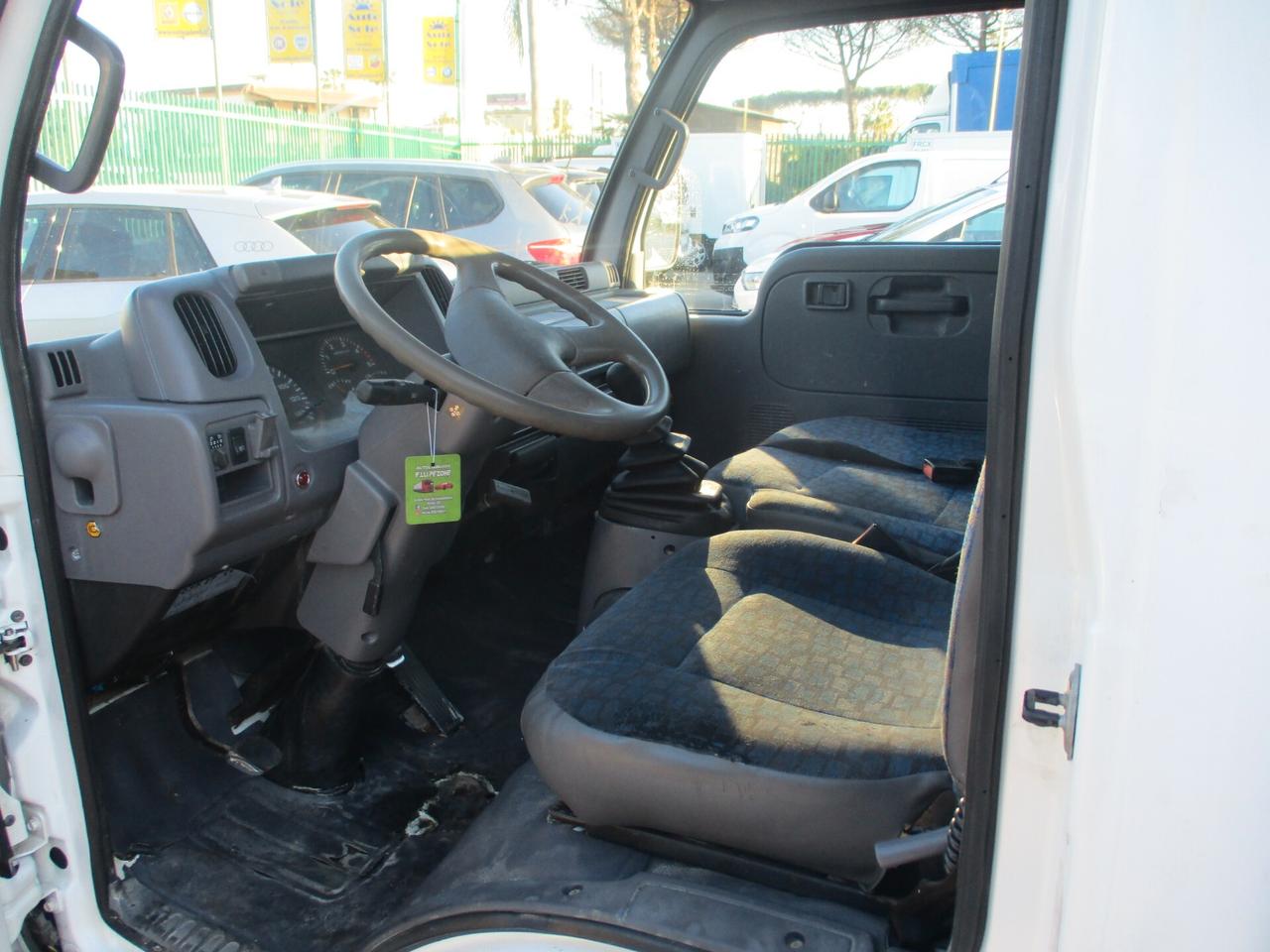 Nissan Cabstar 3000 110CV RIBALTABILE TRILATERALE